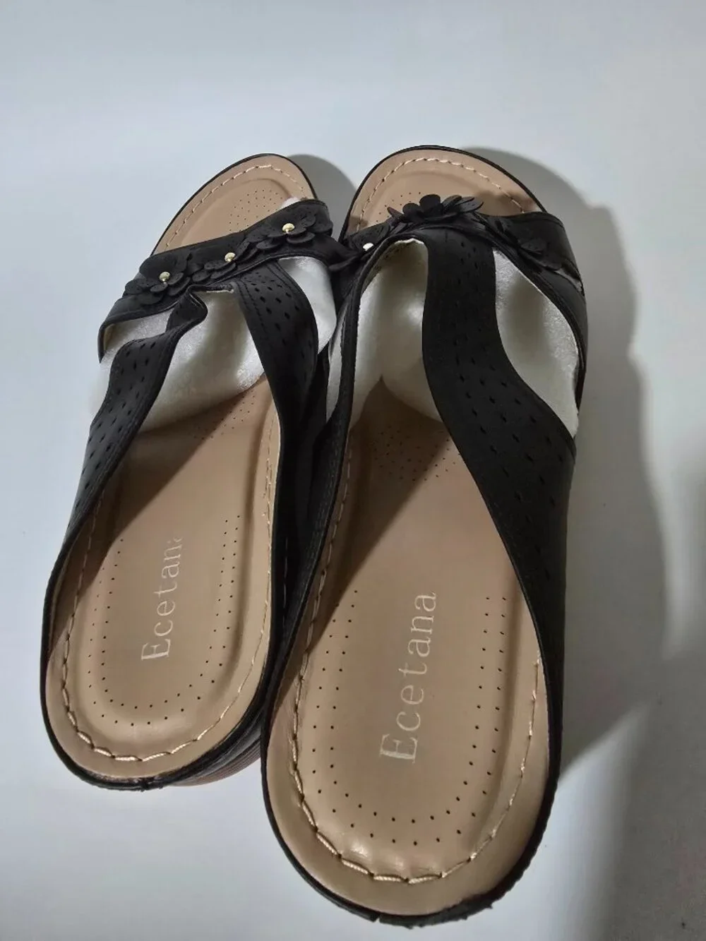 Ecetana size 44